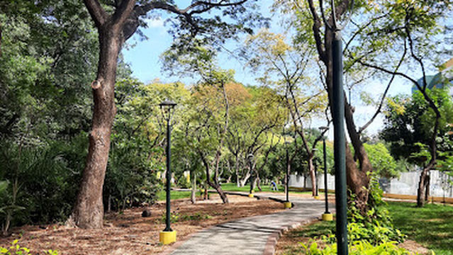 Lineal de Kennedy Norte - Zona Canina Park