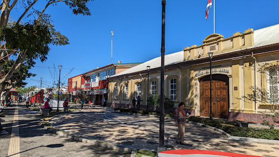 Alberto Manuel Brenes Park