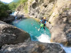 CHLORO'FIL PARC TERRITOIRE AVENTURE - Rafting - Accrobranche - Trottinette Cross - Canyoning - Le Bois des Pirates