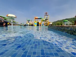 Aqua Jungle Water Park & Resort