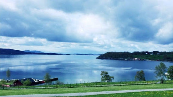 Solvik YOGA