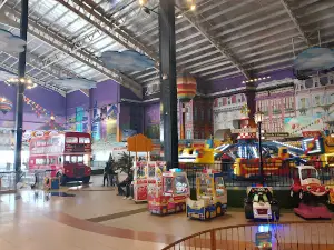 Transmart Buah Batu XXI