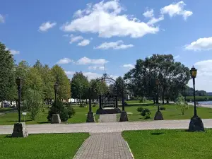 Pamyatnik Zinoviyu Gerdtu