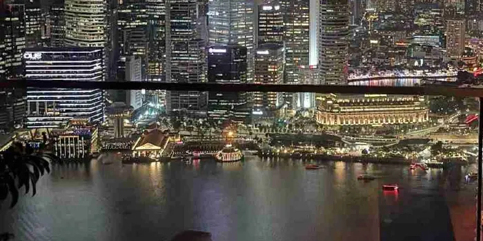 CÉ LA VI Singapore image 2