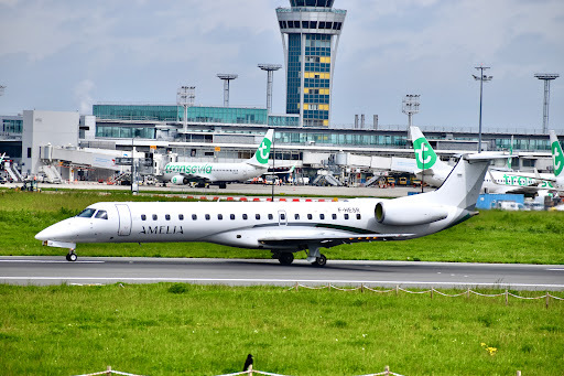 Compare 5 airports near Paray-Vieille-Poste