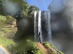 Salto de la Maestra o Chorro de Cerro Blanco