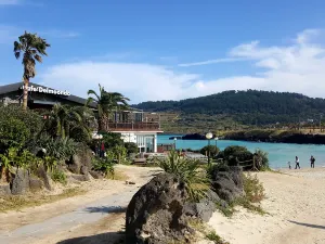 鹹德海水浴場