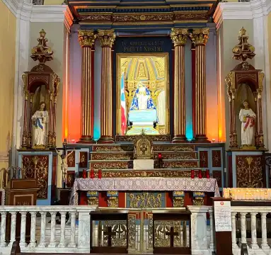 鄰近聖胡安大教堂的酒店