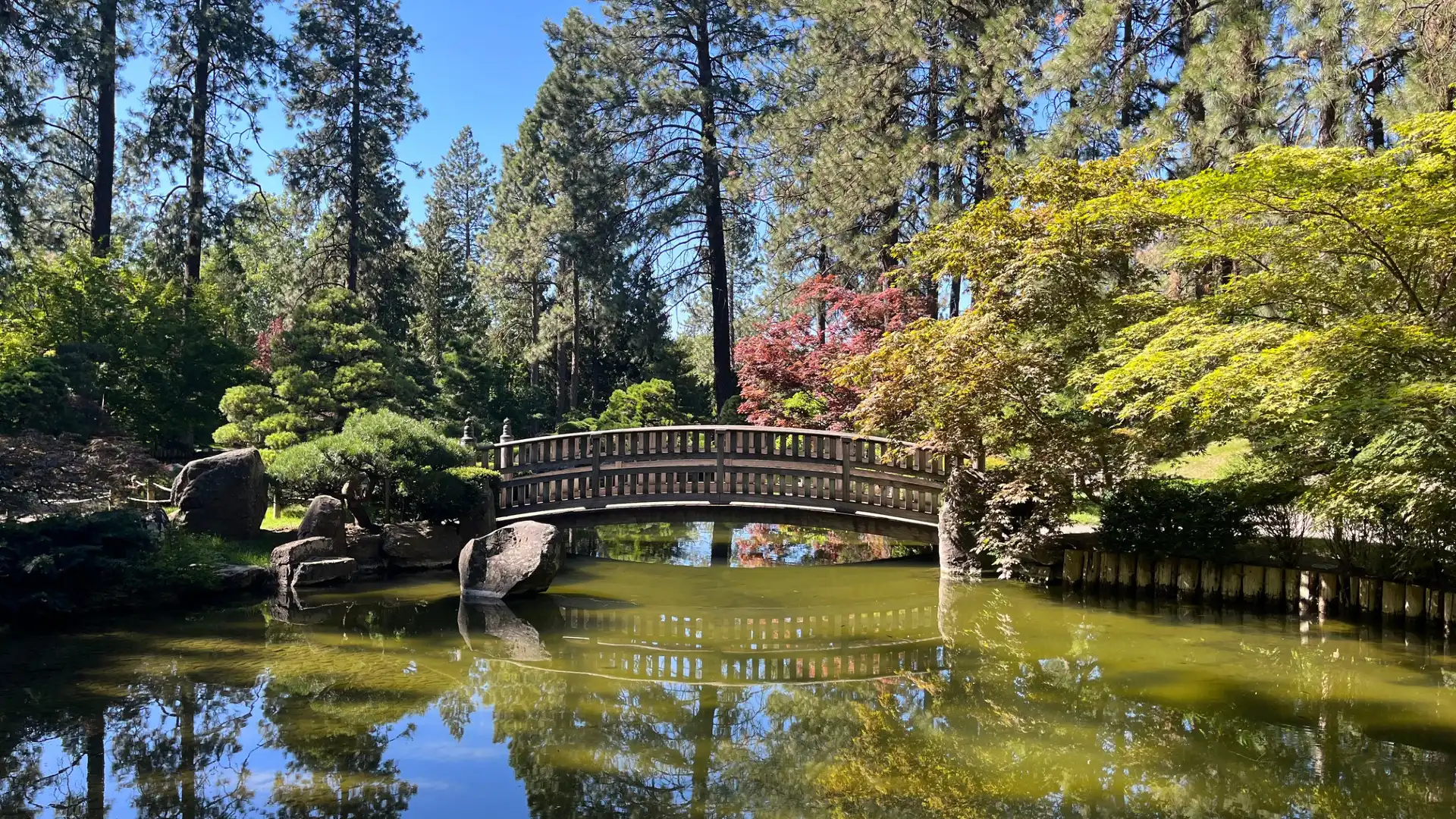 Hotels near Nishinomiya Tsutakawa Japanese Garden