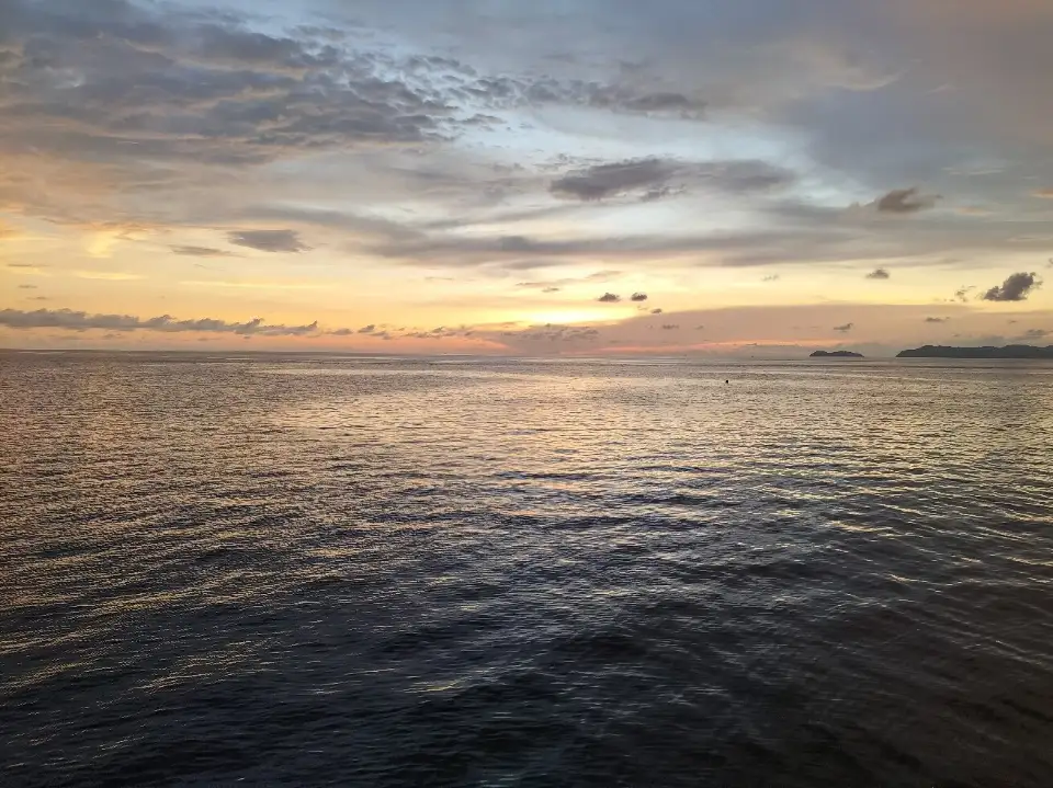 5_Sunrise Divers