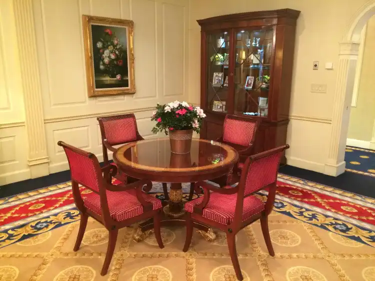 Hotels near Nebraska Governor's Mansion