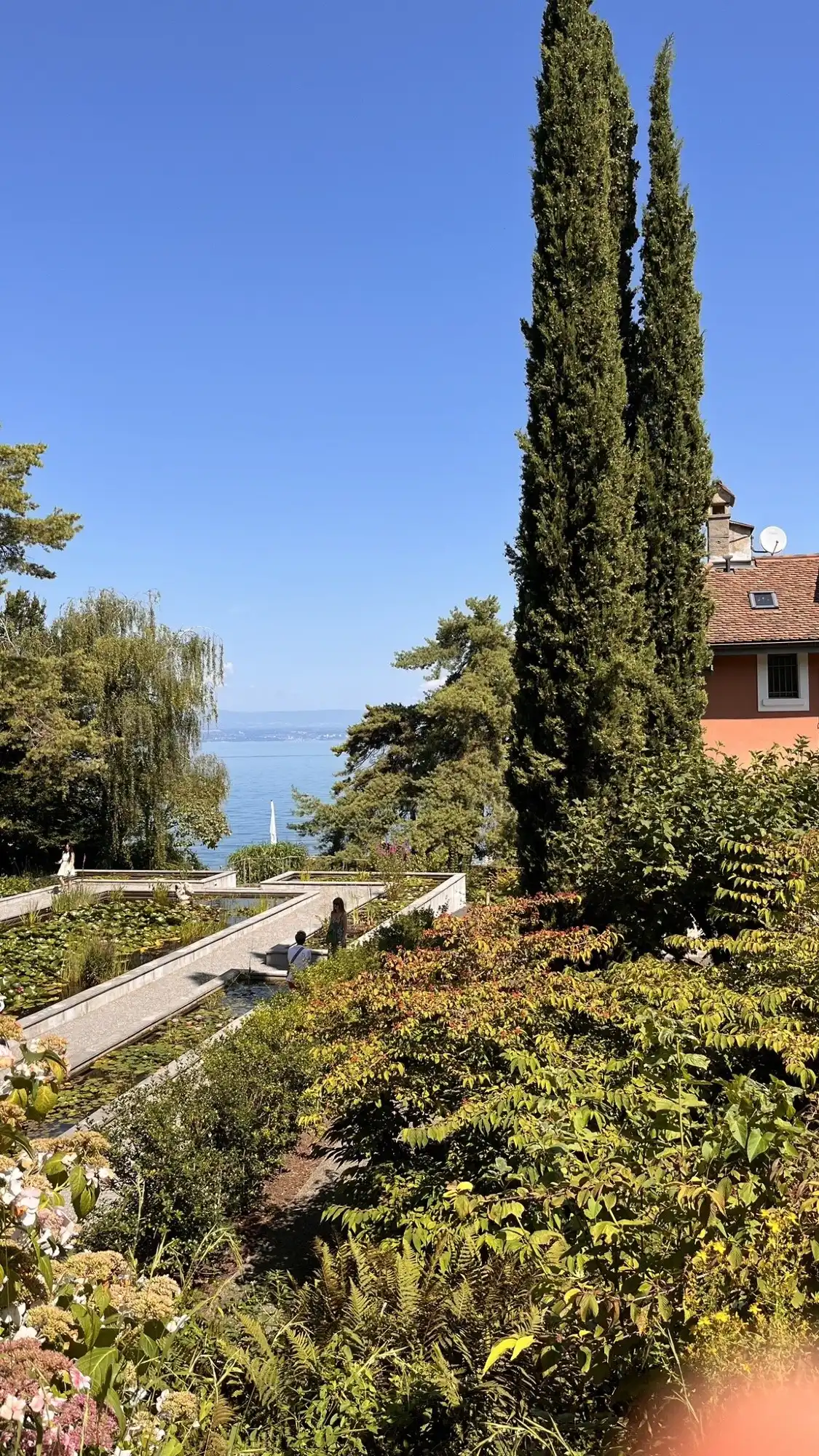 Hotels near Les Jardins de L'eau du Pre Curieux
