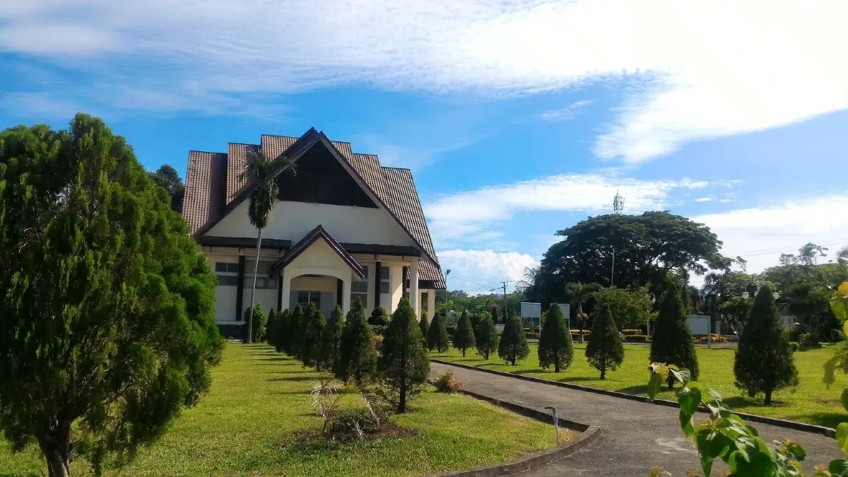 Gunongan Park