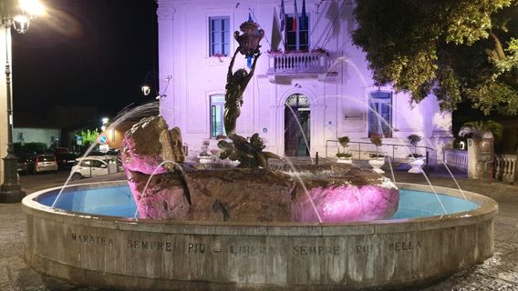 Fontana della Sirena
