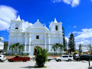 Plaza Francisco de Paula Flores