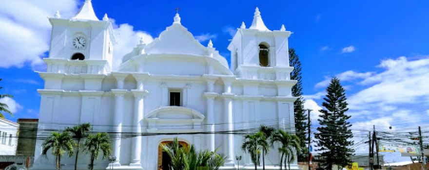 Plaza Francisco de Paula Flores