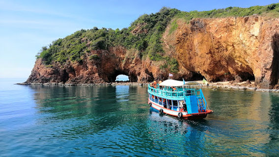 อ่าวมุก (Ao Muk) Pearl Bay