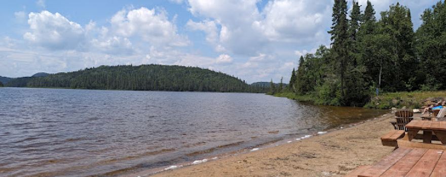 Parc municipal (plage) de Lac-Édouard
