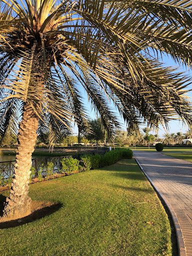 Quriyat Lake Park