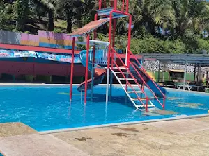 Kolam Renang Putri Yandra