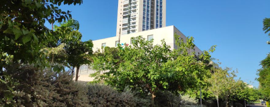 Giv'atayim Country Club