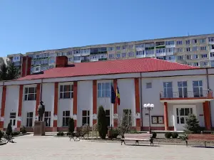 Casa De Cultură Paşcani