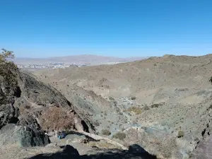 Chahardeh Falls