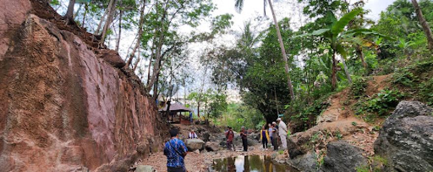 Wisata Geopark Watukelir