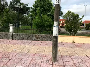 Quảng Trường Huyện Hồng Dân