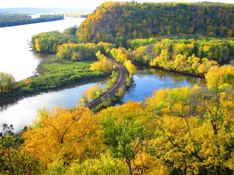 Hotels in Allamakee County