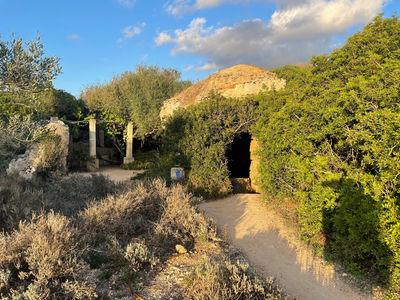 Lithica