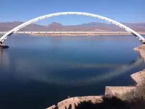 Roosevelt Lake Marina