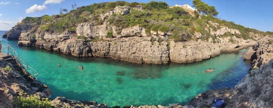 Cala en Brut
