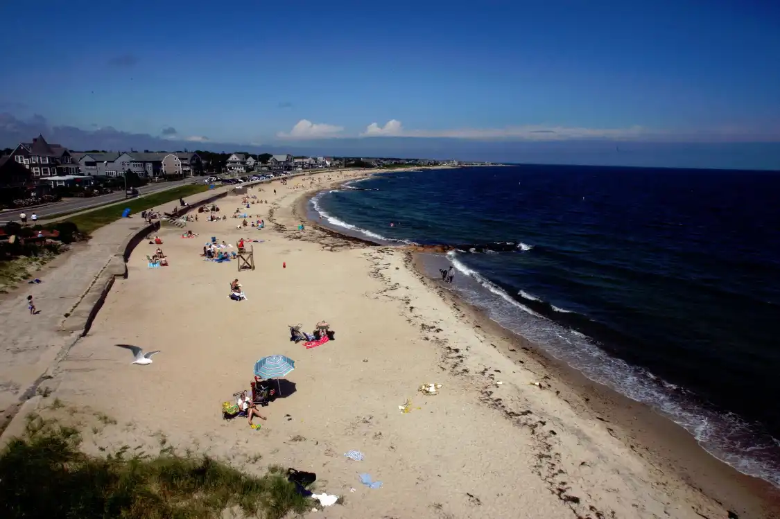 Hotels near Falmouth Heights Beach