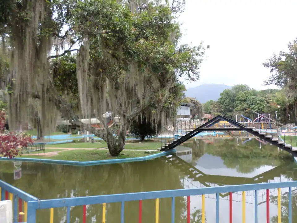 4_Isla Park