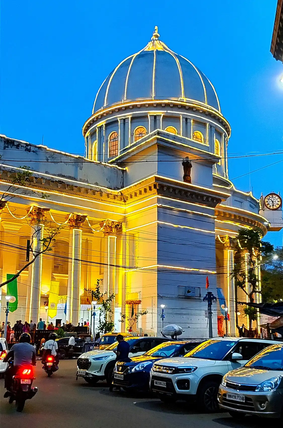 Hotel berhampiran General Post Office (G.P.O.), Kolkata