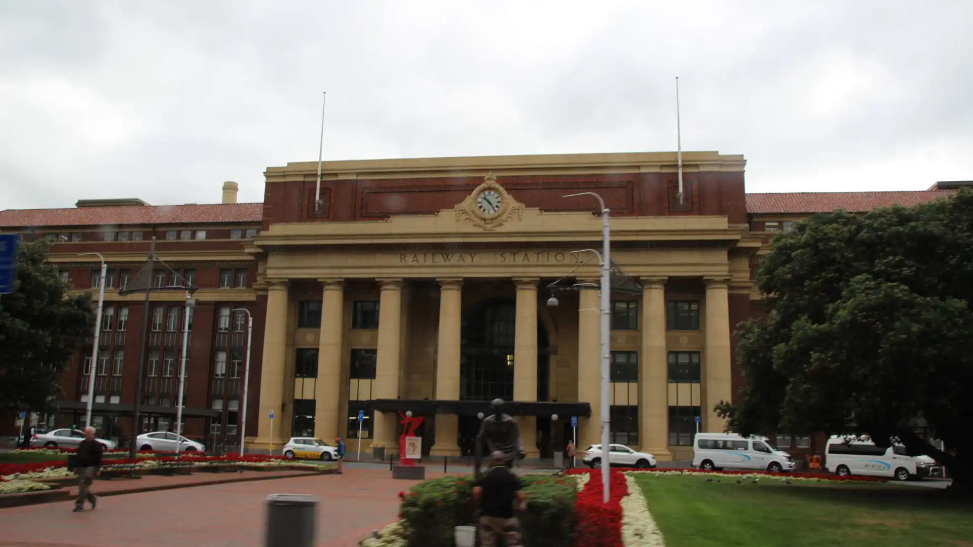 Hotels near Wellington Station