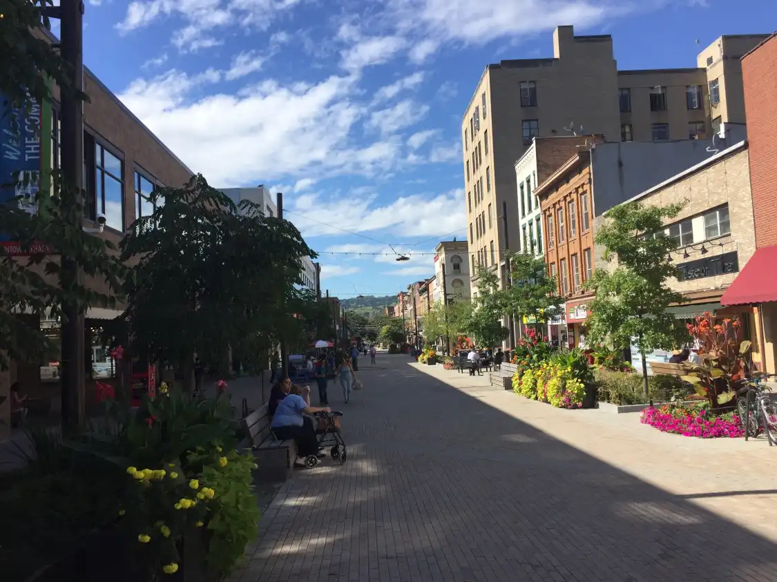 Hotels near Downtown Ithaca Alliance (The Ithaca Commons)