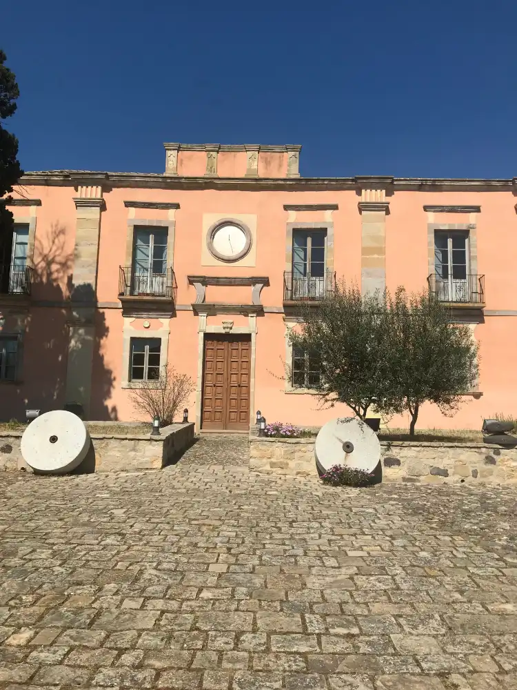Hotel in zona Villa Asquer