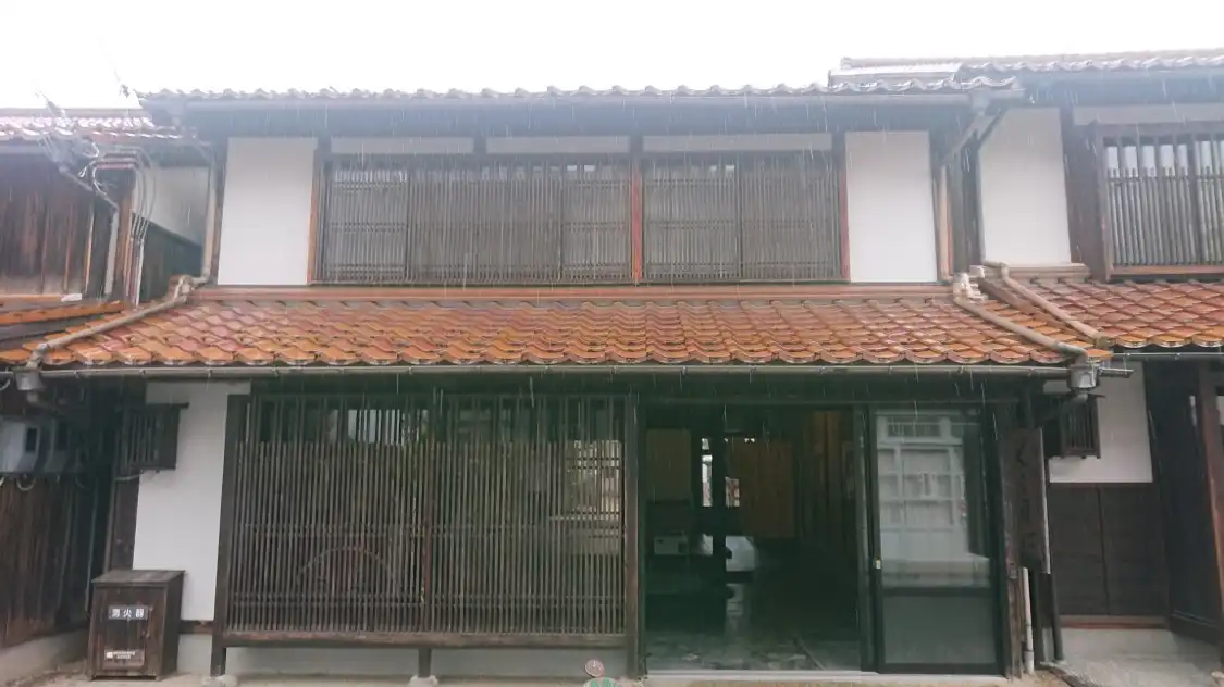 Các khách sạn gần Emergency Control Center Kura Yojin