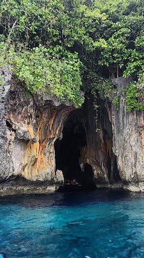 Swallows Cave