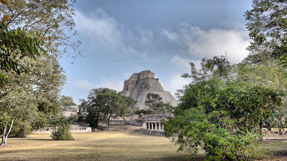 Cuadrangulo De Las Monjas (quadrangle Of The Nuns)