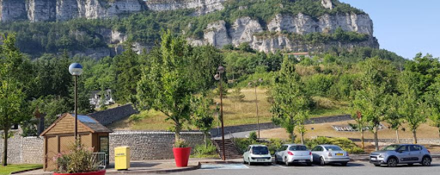 Stade de foot de Roquefort