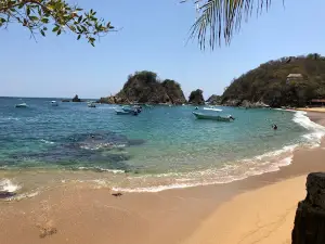 Playa Panteón