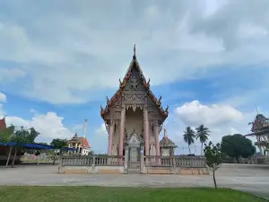 Wat Sawang Ban Phue