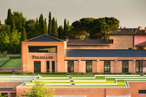 Compare 5 airports near Montepulciano