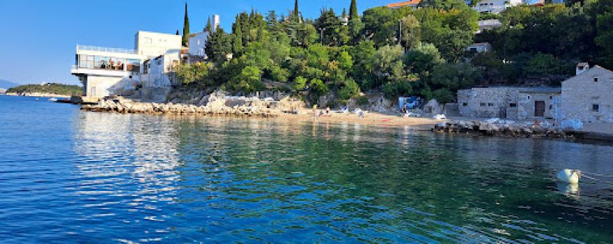 Plaža Pazdehova Dramalj