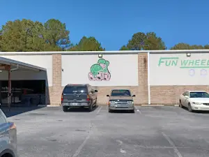 Fun Wheels Skating Center