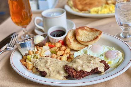 Daniel's Broiler - Leschi