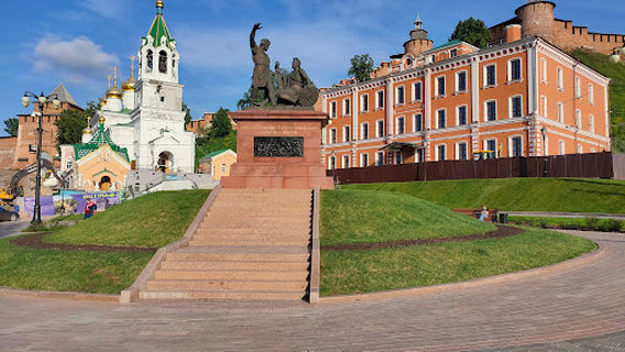 Памятник Минину и Пожарскому
